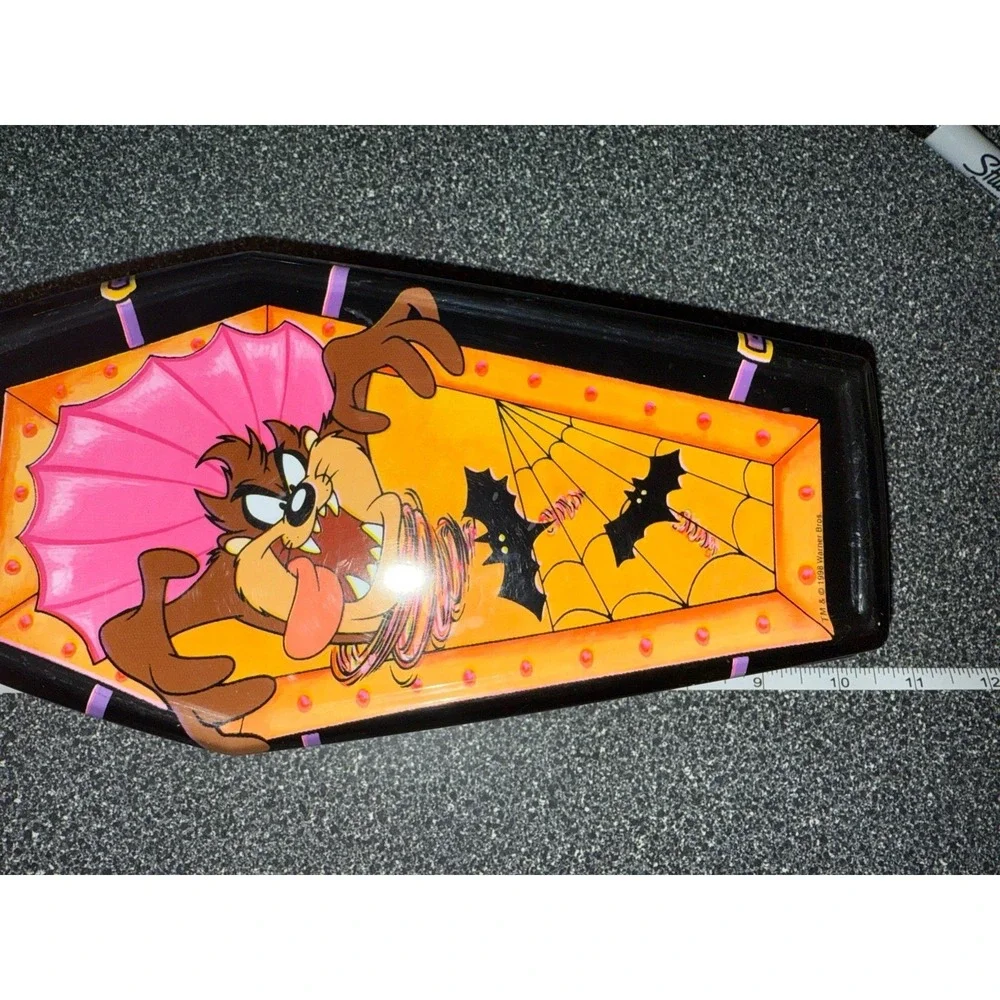 Looney Tunes The Candy Coffin TAZ 1998‎ Warner Bros Halloween